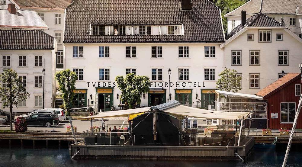 Tvedestrand Fjordhotell - Unike Hoteller Exterior foto