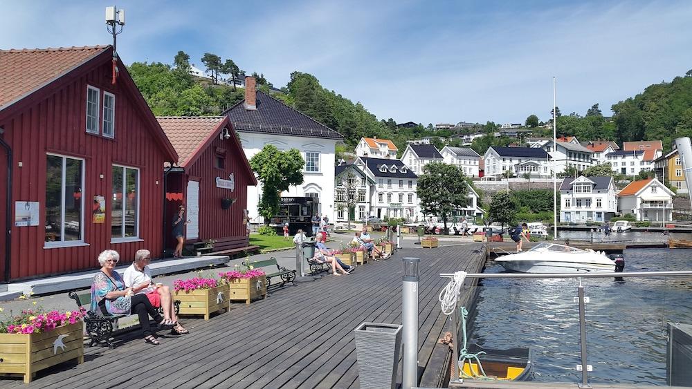 Tvedestrand Fjordhotell - Unike Hoteller Exterior foto