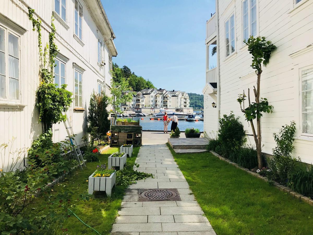 Tvedestrand Fjordhotell - Unike Hoteller Exterior foto