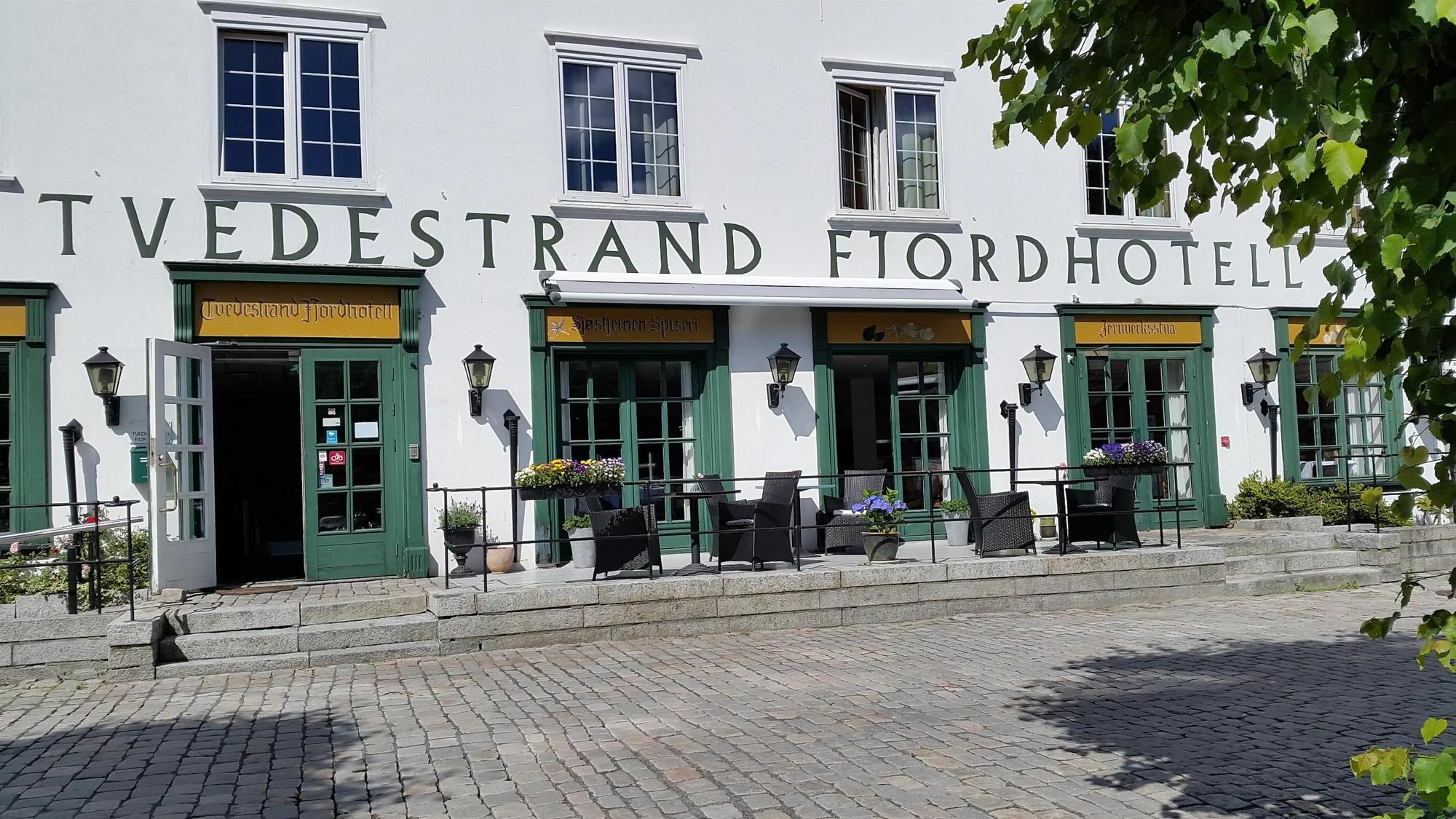 Tvedestrand Fjordhotell - Unike Hoteller Exterior foto